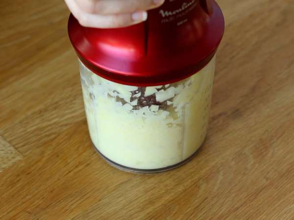 Сандвич от картофени вафли с раклет - най-удобната храна - Подготовка стъпка 1