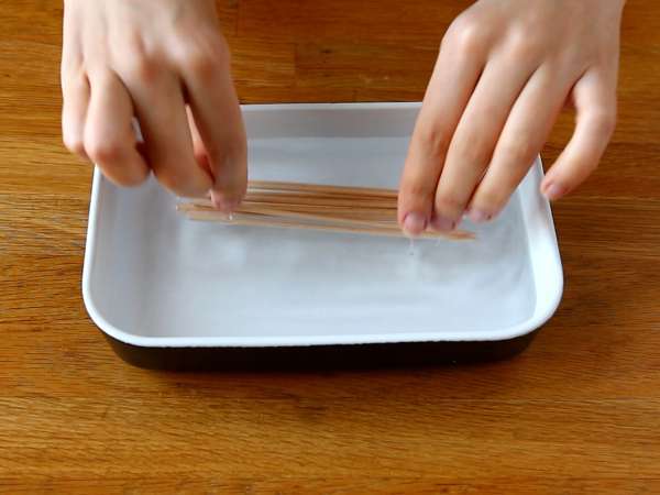 Изключително хрупкави сърца от бутер тесто с малини и шоколадов пай - Подготовка стъпка 1