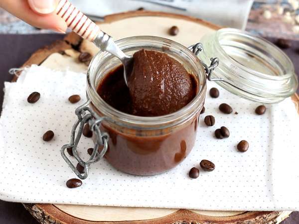 Най-после разпространение за любителите на кафето! С шоколад и лешници - Подготовка стъпка 4