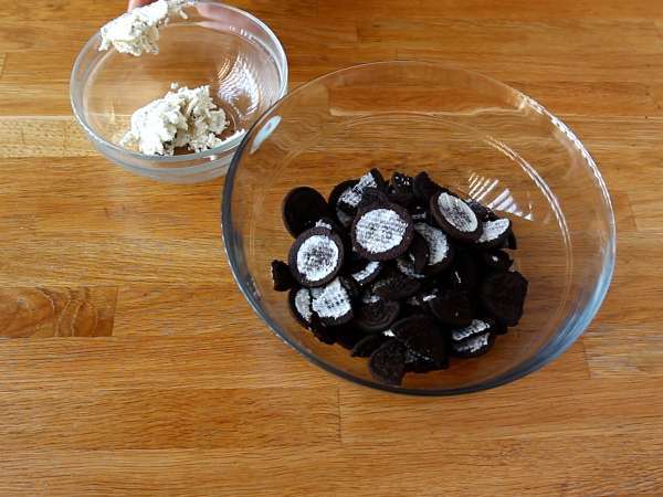 Орео торта само с 3 съставки, готова за 6 минути в микровълновата фурна! - Подготовка стъпка 1