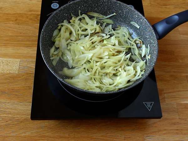 Bacalhau à Brás - лесна и вкусна традиционна португалска рецепта - Подготовка стъпка 4