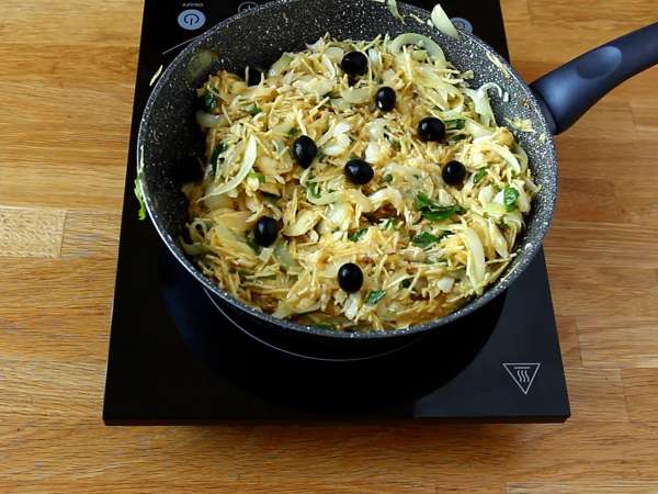 Bacalhau à Brás - лесна и вкусна традиционна португалска рецепта - Подготовка стъпка 6