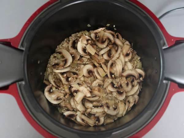 Гъбено ризото в Cookeo - Подготовка стъпка 4