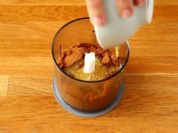 Чийзкейк с лимон и мед без печене (урок за декорация на торта) - Подготовка стъпка 2