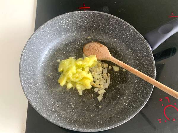 Как се приготвят тиквички, пълнени със сардини? - Подготовка стъпка 2