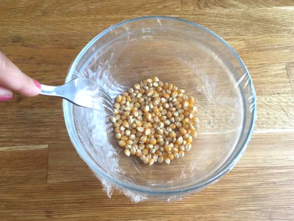 Пуканки за микровълнова фурна без масло - Подготовка стъпка 2