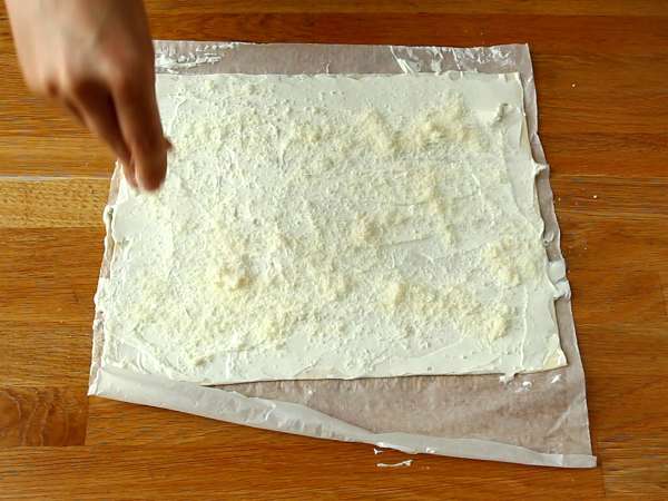 Извивки от бутер тесто със сирене и магданоз: задължително за аперитива - Подготовка стъпка 1