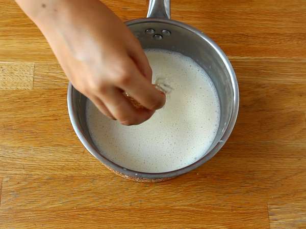 Панакота с шамфъстък - лесната рецепта, която всички обичат! - Подготовка стъпка 3