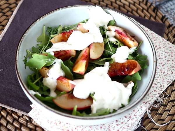 Сладка и пикантна салата с печени праскови, рукола и бурата (сладки летни вкусове) - Подготовка стъпка 3