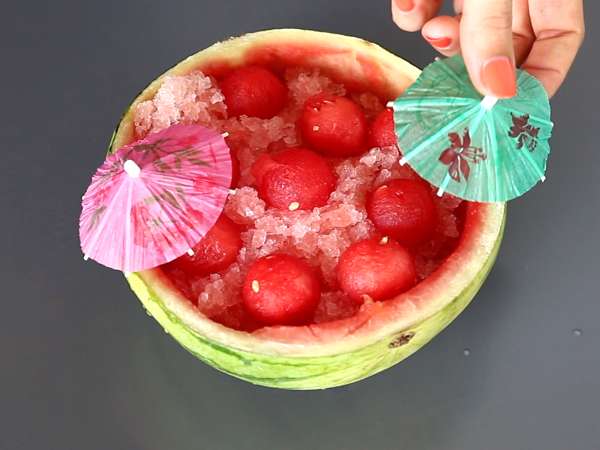 Фрозе от диня: супер освежаващият коктейл от гранита с розе! - Подготовка стъпка 5