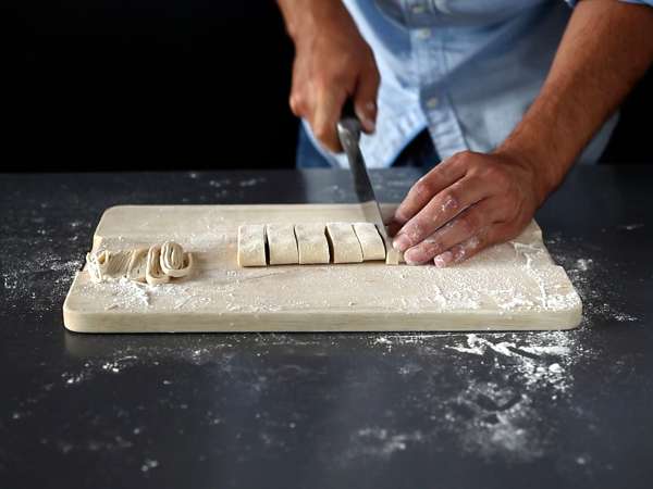 Домашно приготвени яйчени папардели: рецептата е обяснена стъпка по стъпка - Подготовка стъпка 6