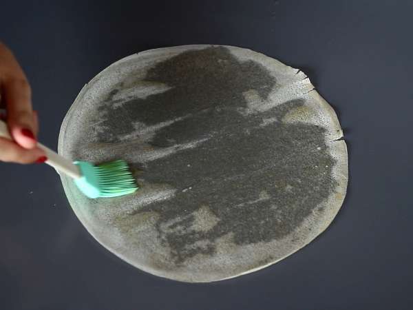 Фета саганаки - гръцката рецепта за чипс от фета и мед - Подготовка стъпка 1