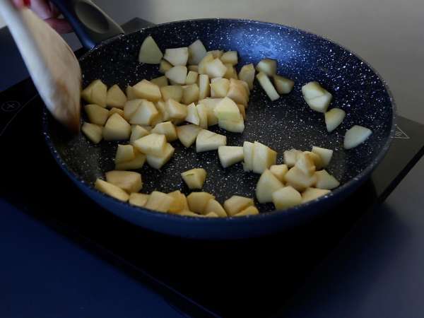 Ябълкови търновки с лешников крем за Богоявление - Подготовка стъпка 3