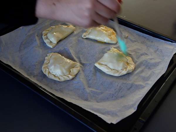 Ябълкови търновки с лешников крем за Богоявление - Подготовка стъпка 6