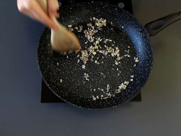 Наси горенг, индонезийското ястие с ориз - Подготовка стъпка 3