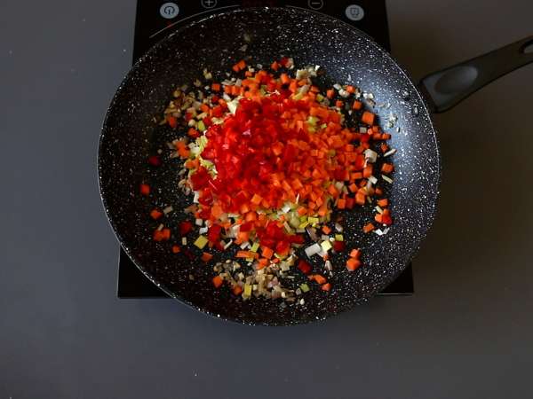 Наси горенг, индонезийското ястие с ориз - Подготовка стъпка 4