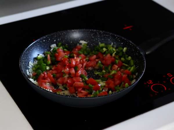 Задушен морски костур с кокосово мляко - рибното ястие, което ще ви хареса - Подготовка стъпка 4