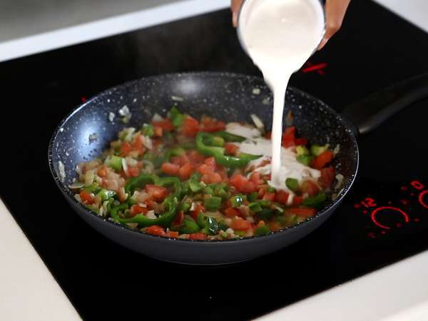 Задушен морски костур с кокосово мляко - рибното ястие, което ще ви хареса - Подготовка стъпка 5