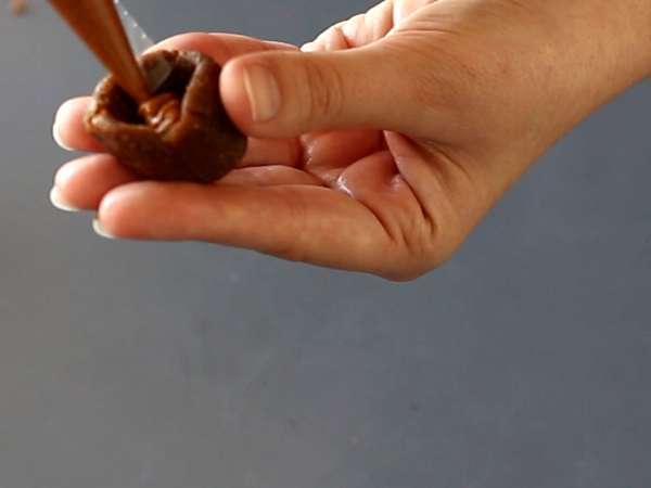 Енергийни топчета с фурми и фъстъчено масло - Подготовка стъпка 4