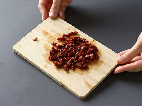 Студена паста с песто от тиквички, биволска моцарела и сушени домати - Подготовка стъпка 3