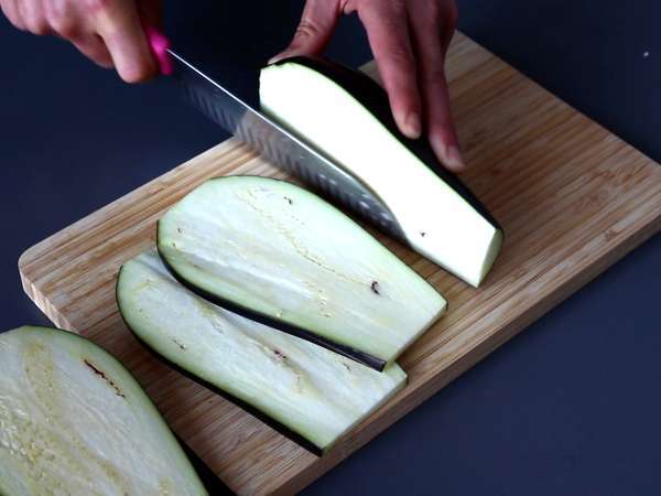 Патладжан пармиджана, традиционната рецепта, обяснена стъпка по стъпка! - Подготовка стъпка 4