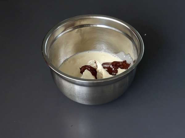 Непечени, супер вкусни верини Kinder Bueno - Подготовка стъпка 3