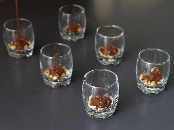 Непечени, супер вкусни верини Kinder Bueno - Подготовка стъпка 5