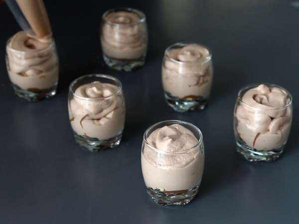 Непечени, супер вкусни верини Kinder Bueno - Подготовка стъпка 7