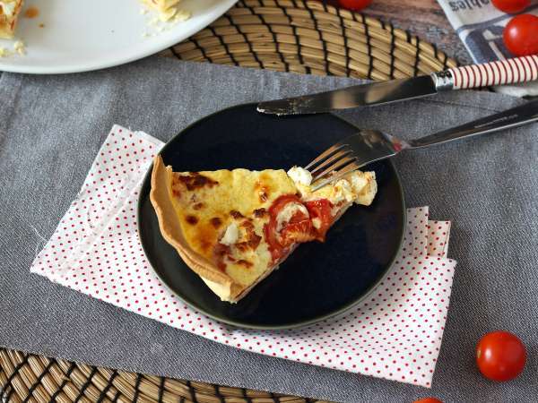 Вегетариански киш с домати и фета, идеален за пикник! - Подготовка стъпка 6