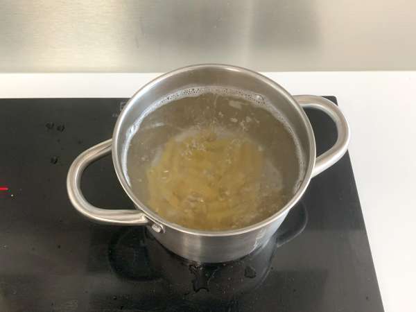 Паста с чушки и филаделфия: кремообразна, бърза и вкусна - Подготовка стъпка 3