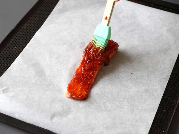 Сьомга по корейски със сос гочуджанг, готова за 8 минути - Подготовка стъпка 3