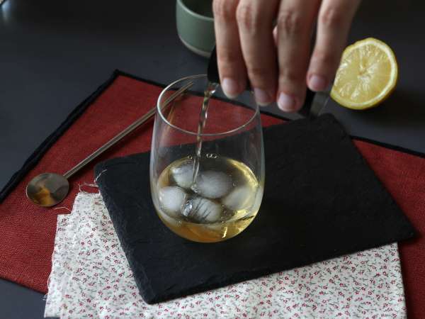 Коктейл Spritz St-Germain с ликьор от бъз - изключително свеж коктейл за лятото - Подготовка стъпка 2