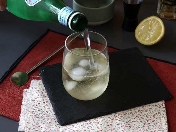 Коктейл Spritz St-Germain с ликьор от бъз - изключително свеж коктейл за лятото - Подготовка стъпка 4