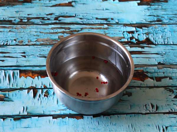 Кисели краставички с червен лук, идеални за подобряване на ястията! - Подготовка стъпка 2