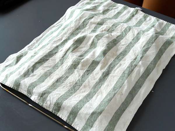 Лесно руло с вкус на Kinder Bueno, идеално за торта за рожден ден или за коледен дървен материал! - Подготовка стъпка 5