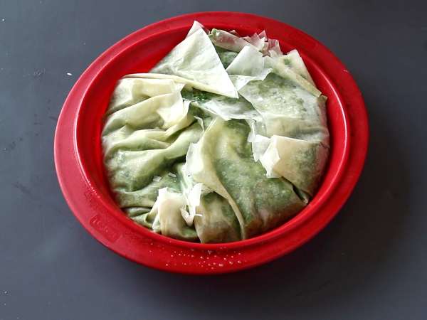 Спанакопита - изключително лесната гръцка питка със спанак и сирене фета - Подготовка стъпка 7