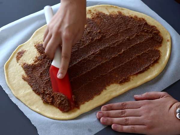 Рулца с канела, бриош с канела и ванилова глазура - Подготовка стъпка 5