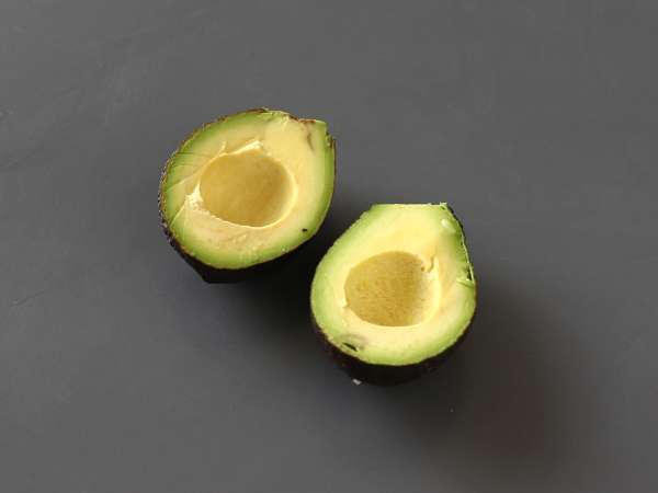 Патакони, колумбийски тост от плантаин с гуакамоле и домати - Подготовка стъпка 1