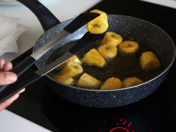 Патакони, колумбийски тост от плантаин с гуакамоле и домати - Подготовка стъпка 8