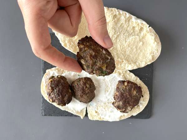 Köfte - турските кюфтета в хляб - Подготовка стъпка 1