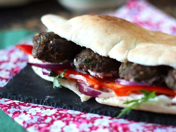 Köfte - турските кюфтета в хляб - Подготовка стъпка 4