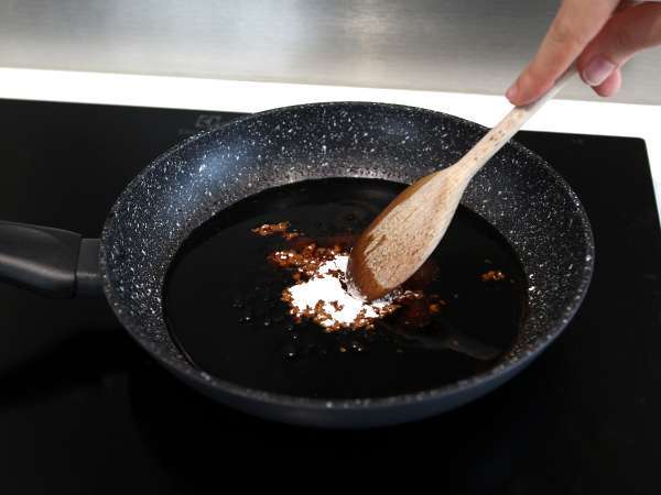 Домашен сос терияки, идеален за сьомга и пилешко месо! - Подготовка стъпка 4