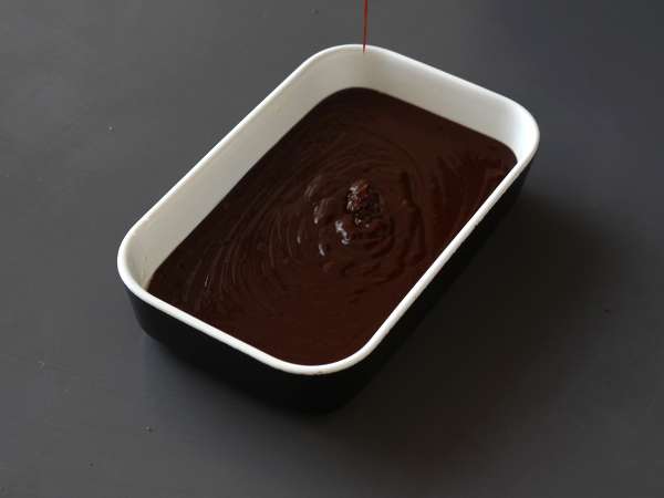 Изключително сладка торта с шоколад и крем от кестени само с 4 съставки - Подготовка стъпка 3