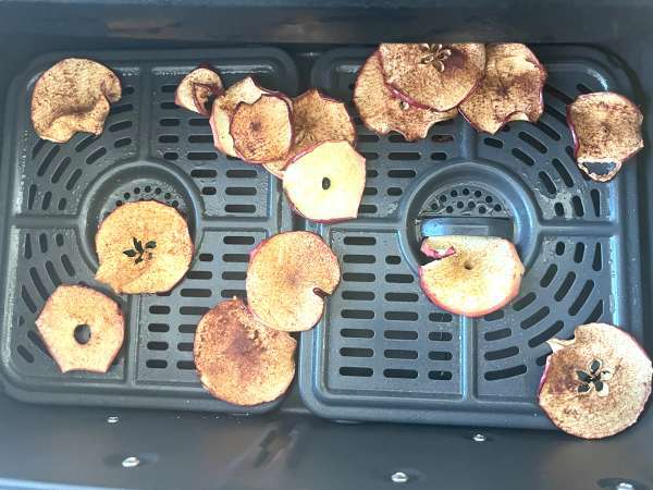 Канелени ябълкови чипсове с Air Fryer - Подготовка стъпка 5