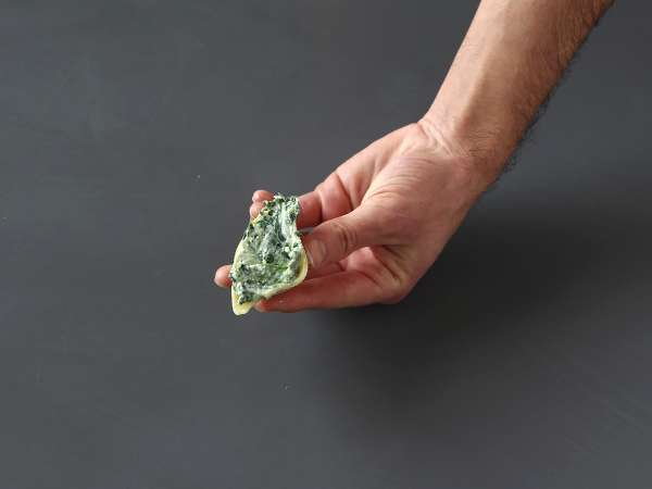 Conchiglioni, пълнени с рикота и спанак: неустоимо печено вегетарианско ястие - Подготовка стъпка 6