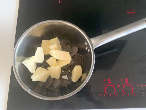 Изключително течни шоколадови фондани от Air Fryer! - Подготовка стъпка 4