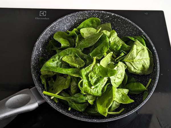 Как да приготвяме пресен спанак - Подготовка стъпка 3