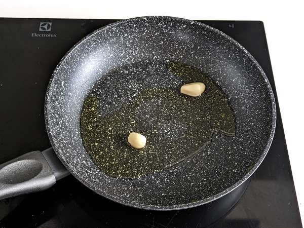 Пържен спанак - вкусна и лесна гарнитура - Подготовка стъпка 2