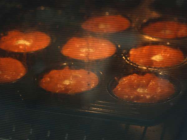 Доматени мъфини с топящо се сърце от моцарела - Подготовка стъпка 6