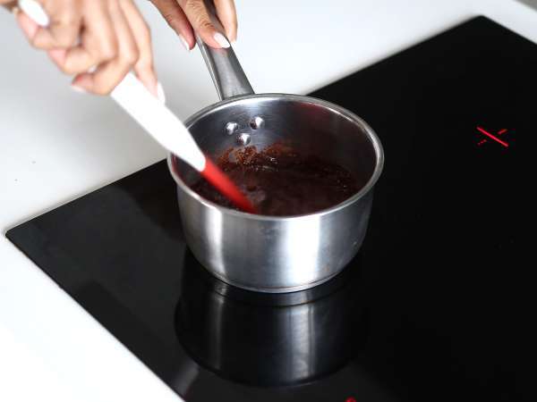 Brigadeiro de colher, най-популярният сладкиш в празничните дни! - Подготовка стъпка 1